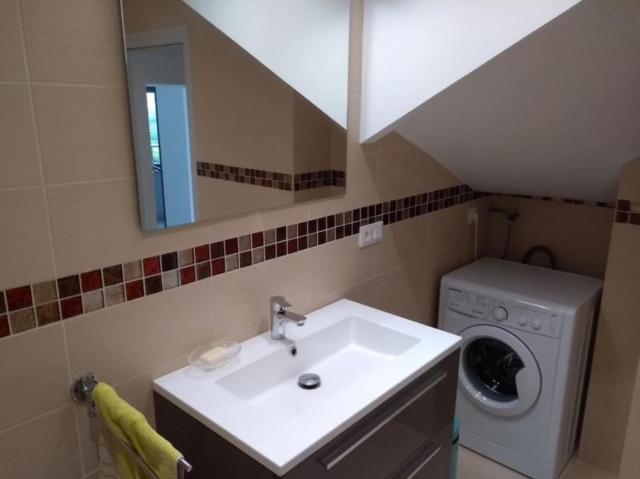 Charmant Appartement T2 Neuf ,Calme Tout Confort. Cases-de-Pene Екстер'єр фото